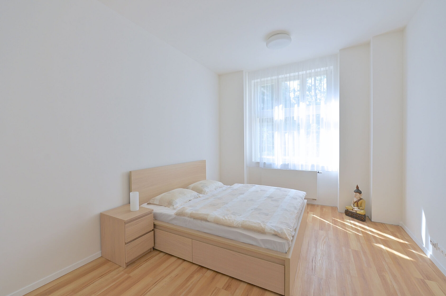 Ovenecká, Bubeneč - Praha 7 | Pronájem, Byt 2+kk, 65 m²