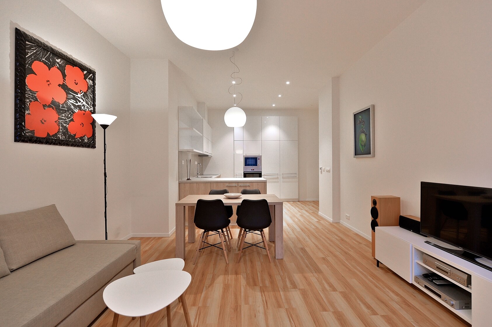 Ovenecká, Bubeneč - Praha 7 | Pronájem, Byt 2+kk, 65 m²