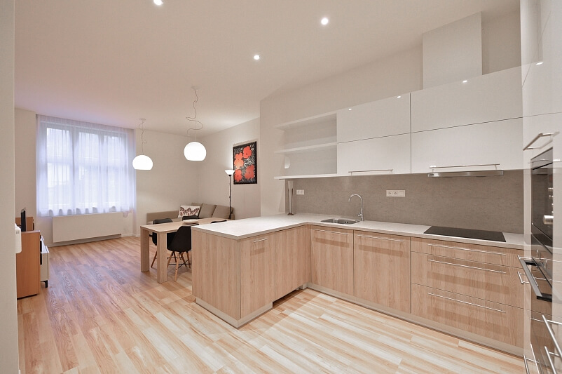 Ovenecká, Bubeneč - Prague 7 | Rent, Apartment One-bedroom (2+kk), 65 m²