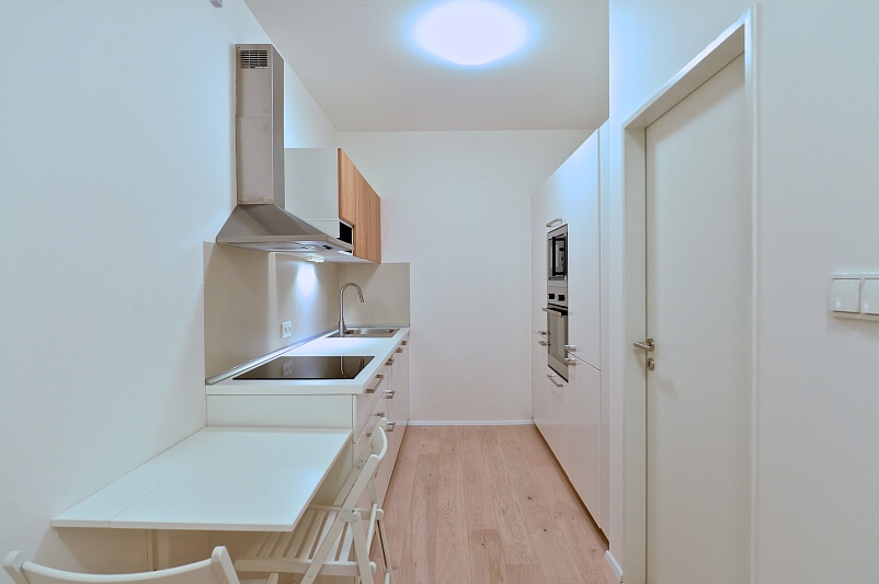 Lucemburská, Vinohrady - Praha 3 | Pronájem, Byt 2+kk, 50 m²