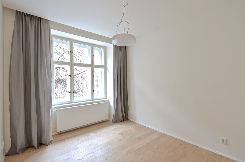 Lucemburská, Vinohrady - Prague 3 | Rent, Apartment One-bedroom (2+kk), 50 m²