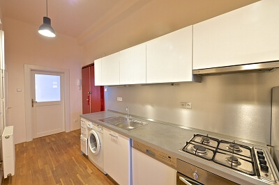 Šlikova, Břevnov - Prague 6 | Rent, Apartment One-bedroom (2+kk), 60 m²