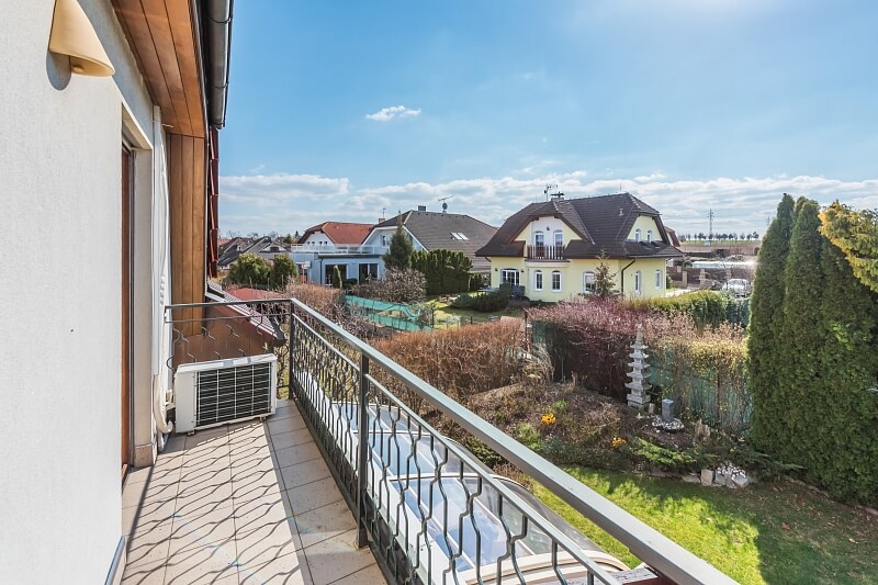 Želivská, Říčany - Praha-východ | Pronájem, Rodinný dům 4+1, 250 m²