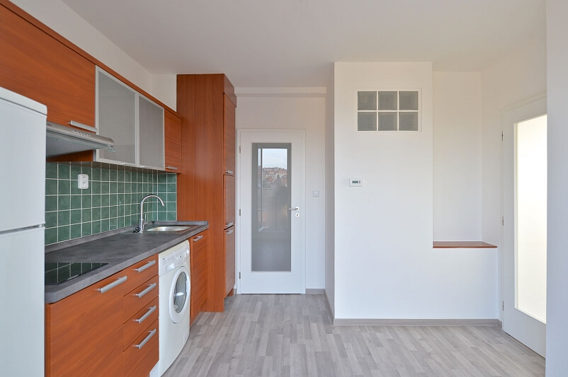 28. pluku, Vršovice - Praha 10 | Prodej, Byt 1+1, 56 m²