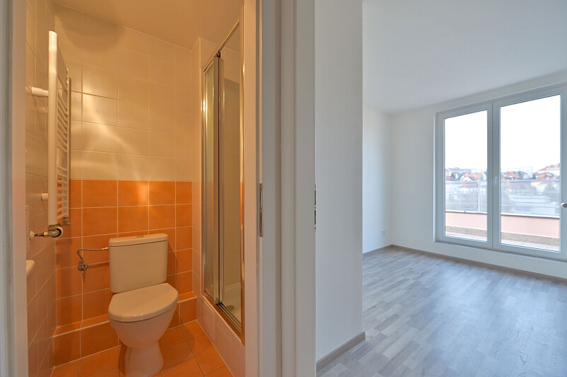 28. pluku, Vršovice - Praha 10 | Prodej, Byt 1+1, 56 m²