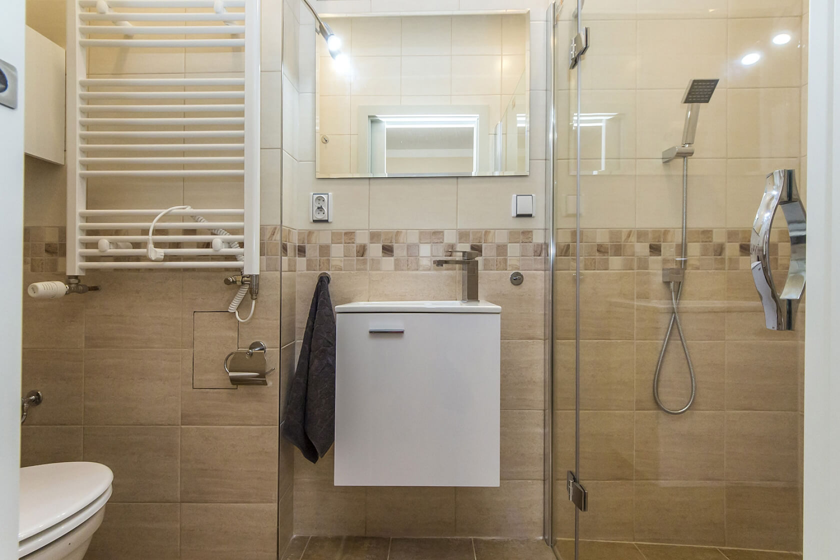 Železničářů, Holešovice - Praha 7 | Pronájem, Byt 3+kk, 65 m²