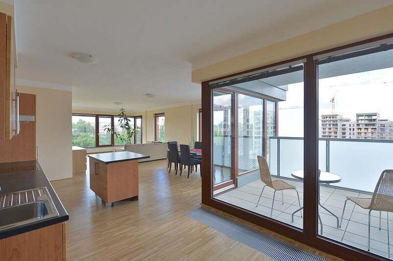 Rohanské nábřeží, Karlín - Praha 8 | Pronájem, Byt 3+kk, 147 m²