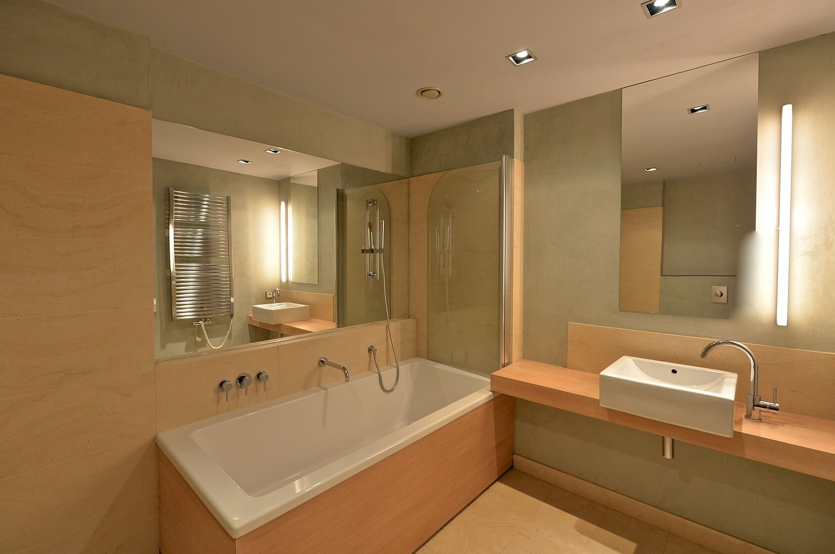 Rohanské nábřeží, Karlín - Praha 8 | Pronájem, Byt 3+kk, 147 m²