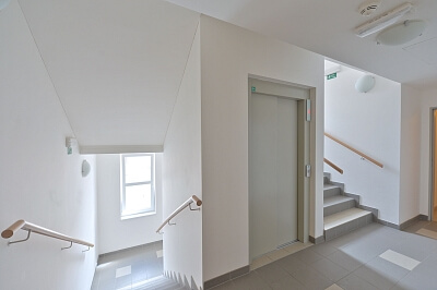 Farkašova, Kyje - Praha 9 | Pronájem, Byt 2+kk, 52 m²