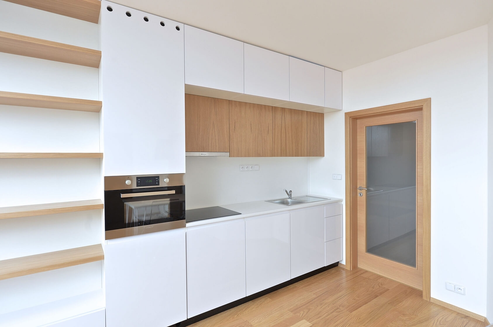 Lublaňská, Nové Město - Praha 2 | Pronájem, Byt 2+kk, 56 m²