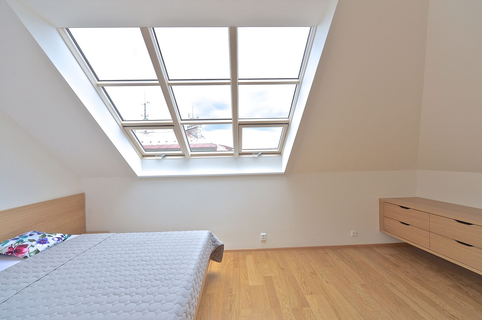 Lublaňská, Nové Město - Prague 2 | Rent, Apartment One-bedroom (2+kk), 56 m²