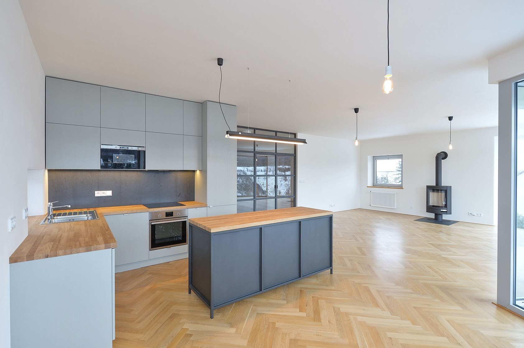 Na Dlážděnce, Troja - Praha 8 | Pronájem, Byt 4+kk, 213 m²
