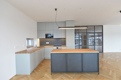 Na Dlážděnce, Troja - Praha 8 | Pronájem, Byt 4+kk, 213 m²
