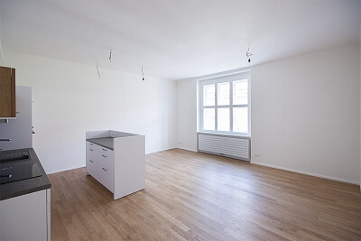 Vinohradská, Vinohrady - Praha 3 | Pronájem, Byt 2+kk, 67 m²