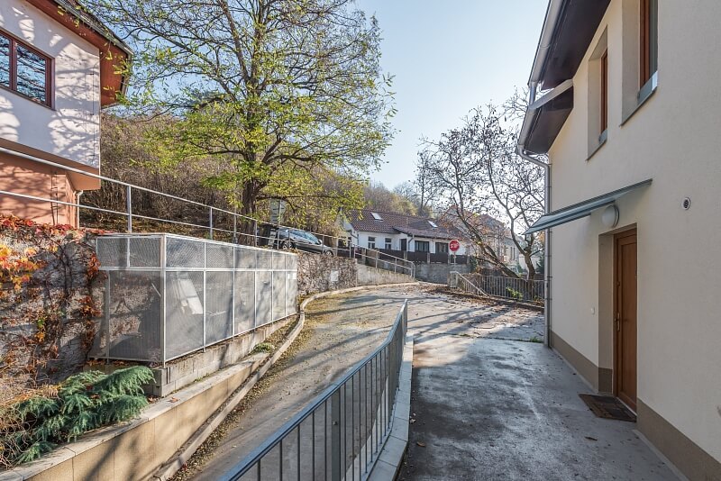 Stará cesta, Braník - Praha 4 | Pronájem, Byt 4+kk, 94 m²