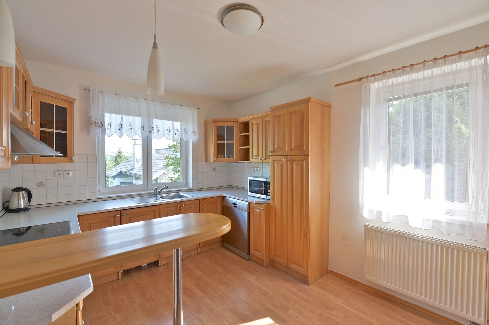 Za Mototechnou, Stodůlky - Praha 5 | Pronájem, Rodinný dům 6+1, 330 m²