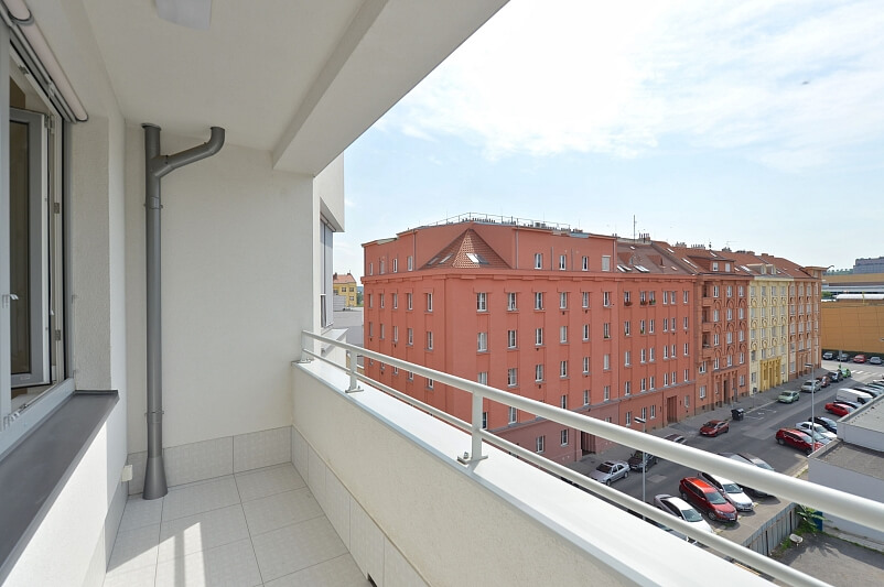 U Svobodárny, Libeň - Prague 9 | Rent, Apartment Studio (1+kk), 61 m²