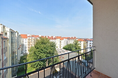 Bubenečská, Bubeneč - Prague 6 | Rent, Apartment One-bedroom (2+kk), 67 m²