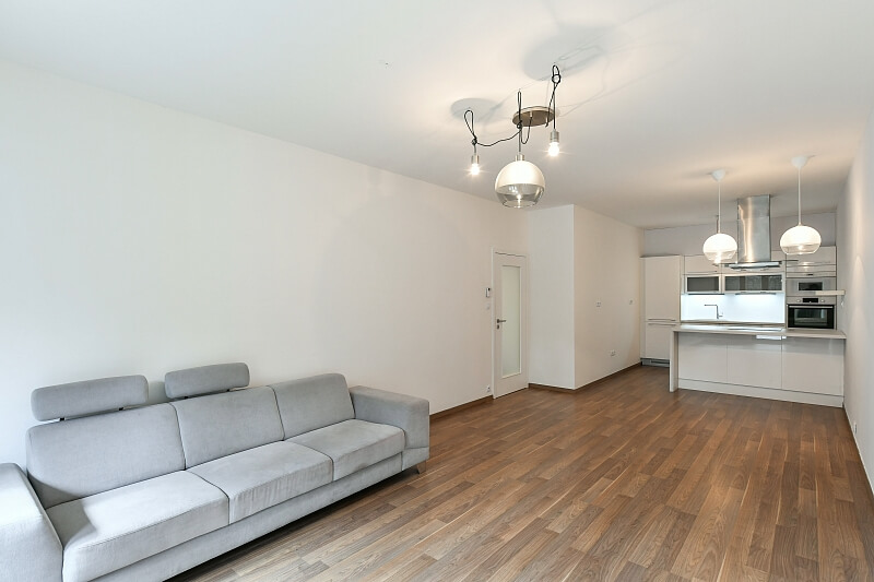 V Mezihoří, Libeň - Prague 8 | Rent, Apartment Two-bedroom (3+kk), 143 m²