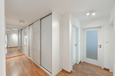 V Mezihoří, Libeň - Praha 8 | Pronájem, Byt 3+kk, 143 m²