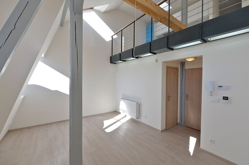 náměstí Bratří Synků, Nusle - Prague 4 | Rent, Apartment One-bedroom (2+kk), 75 m²