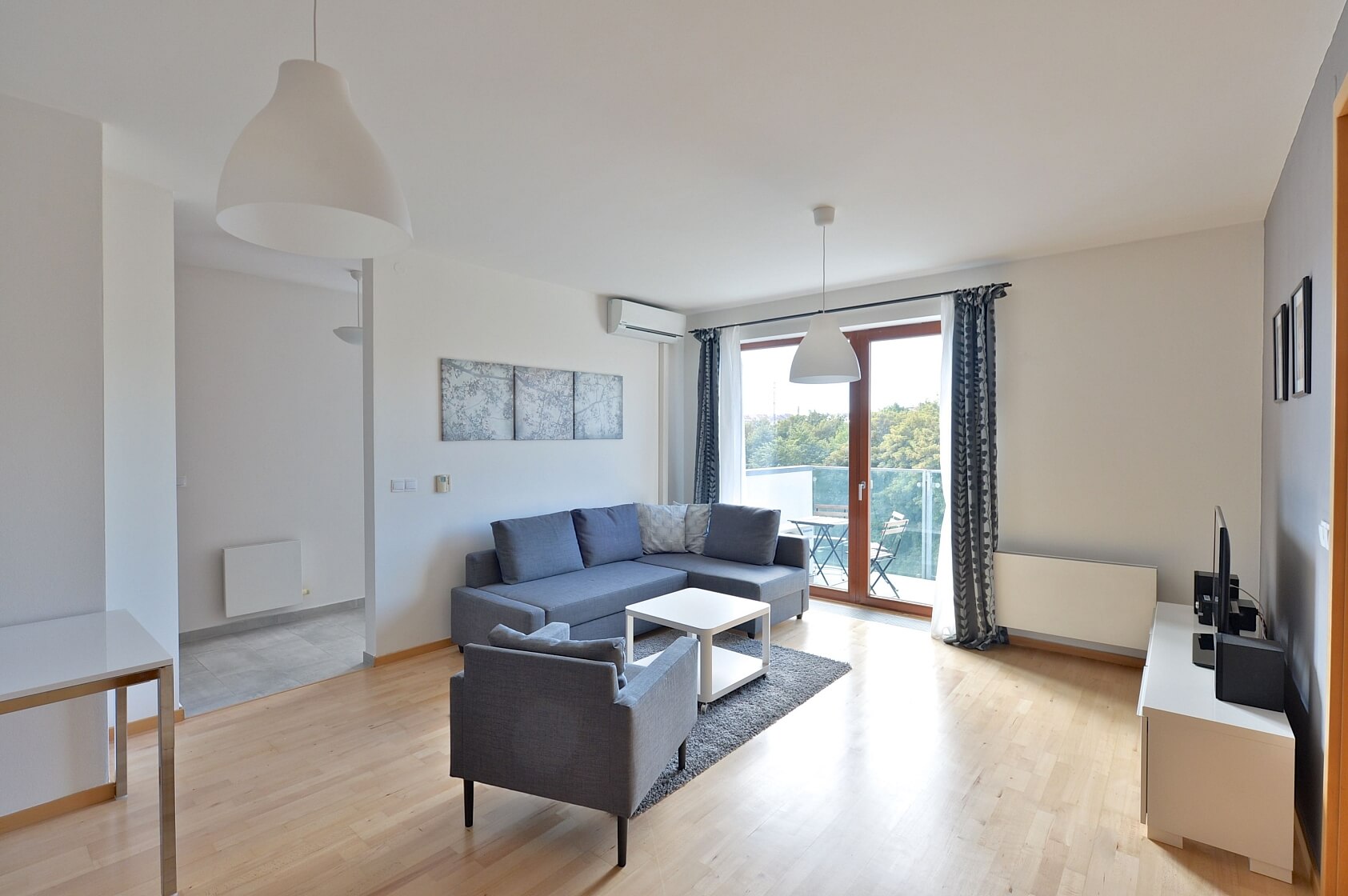 Vršovická, Vršovice - Prague 10 | Rent, Apartment One-bedroom (2+kk), 65 m²