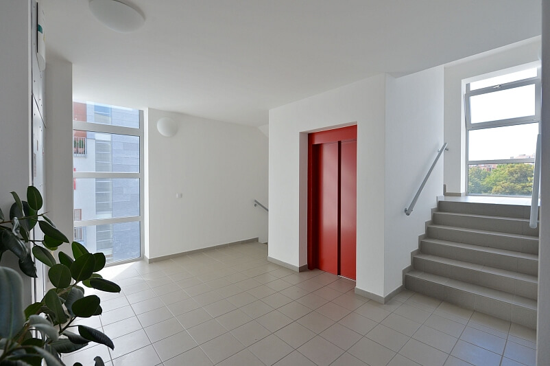 Vršovická, Vršovice - Prague 10 | Rent, Apartment One-bedroom (2+kk), 65 m²