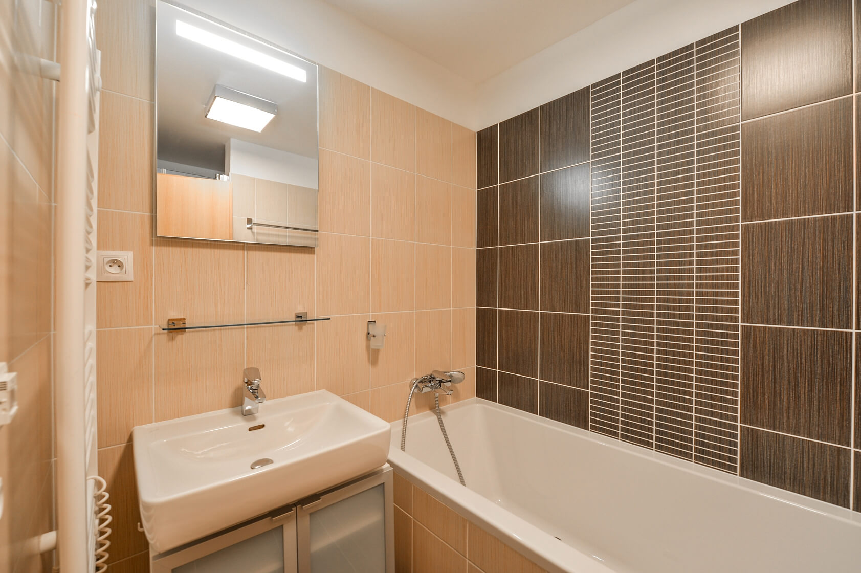 Pod Stadiony, Smíchov - Praha 5 | Pronájem, Byt 3+kk, 73 m²