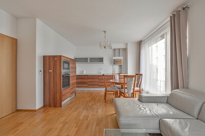 Pod Stadiony, Smíchov - Prague 5 | Rent, Apartment Two-bedroom (3+kk), 73 m²
