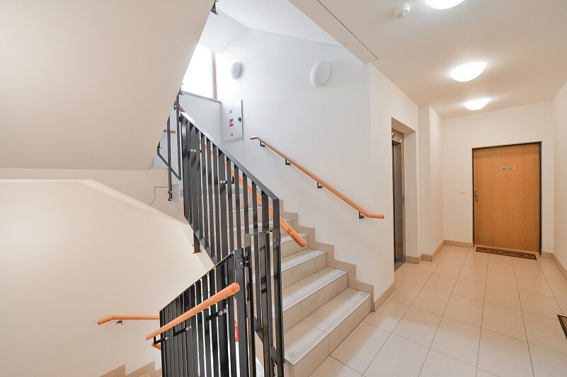 Pod Stadiony, Smíchov - Praha 5 | Pronájem, Byt 3+kk, 73 m²