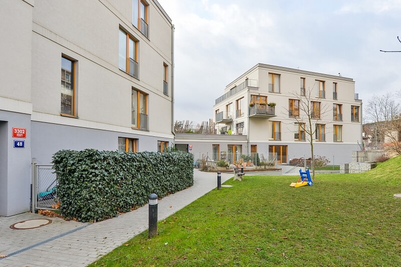 Pod Stadiony, Smíchov - Praha 5 | Pronájem, Byt 3+kk, 73 m²