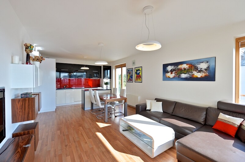 V Třešňovce, Hrdlořezy - Praha 9 | Pronájem, Byt 4+kk, 105 m²