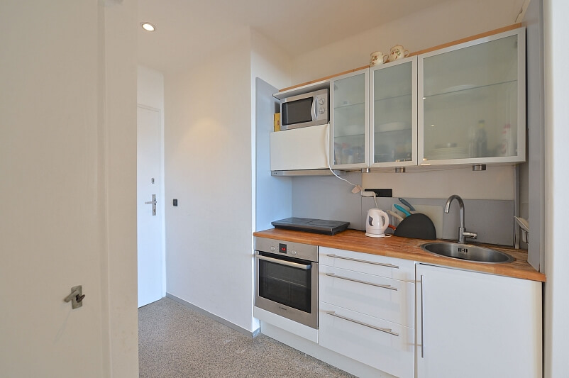 Nedvědovo náměstí, Podolí - Prague 4 | Rent, Apartment Studio (1+kk), 45 m²