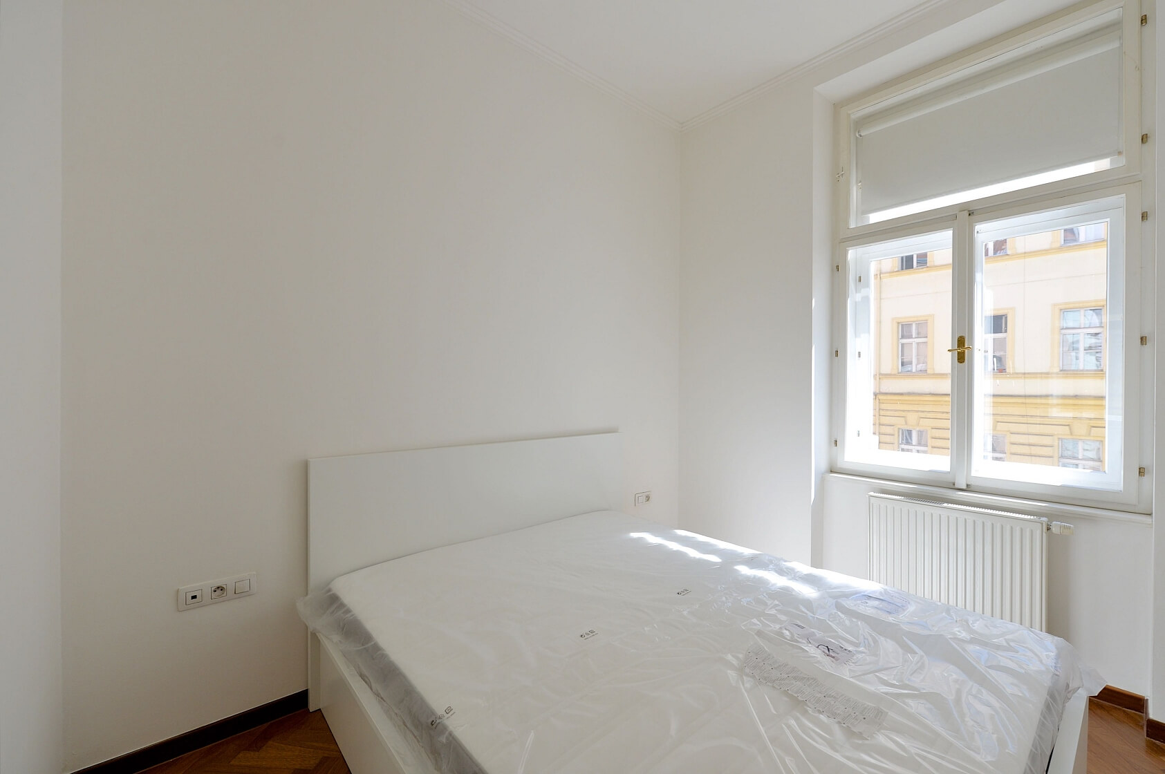 Koubkova, Nové Město - Prague 2 | Rent, Apartment One-bedroom (2+kk), 37 m²