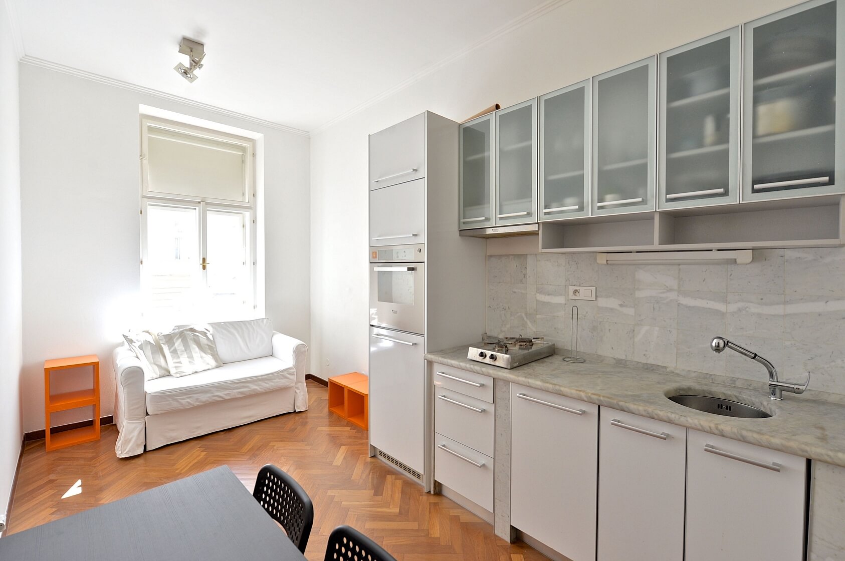 Koubkova, Nové Město - Praha 2 | Pronájem, Byt 2+kk, 37 m²