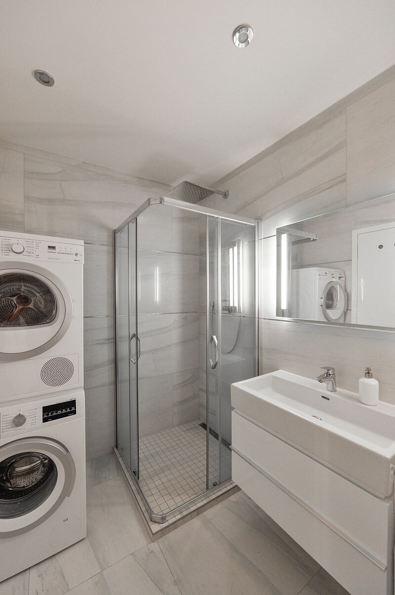 U Nikolajky, Smíchov - Praha 5 | Pronájem, Byt 1+kk, 49 m²