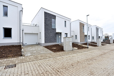 Rosická, Vinoř - Prague 9 | Sale, House Four-bedroom (5+kk), 177 m²