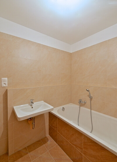 K Beranovu, Dolní Chabry - Praha 8 | Pronájem, Byt 3+kk, 90 m²