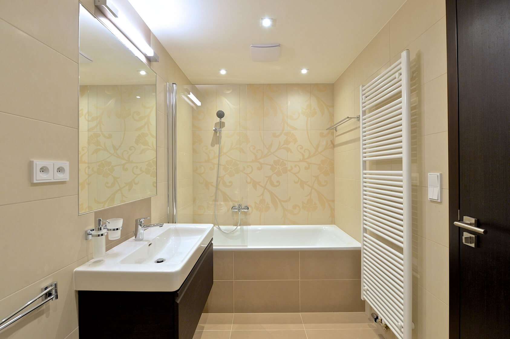 Donská, Vršovice - Prague 10 | Rent, Apartment Studio (1+kk), 48 m²