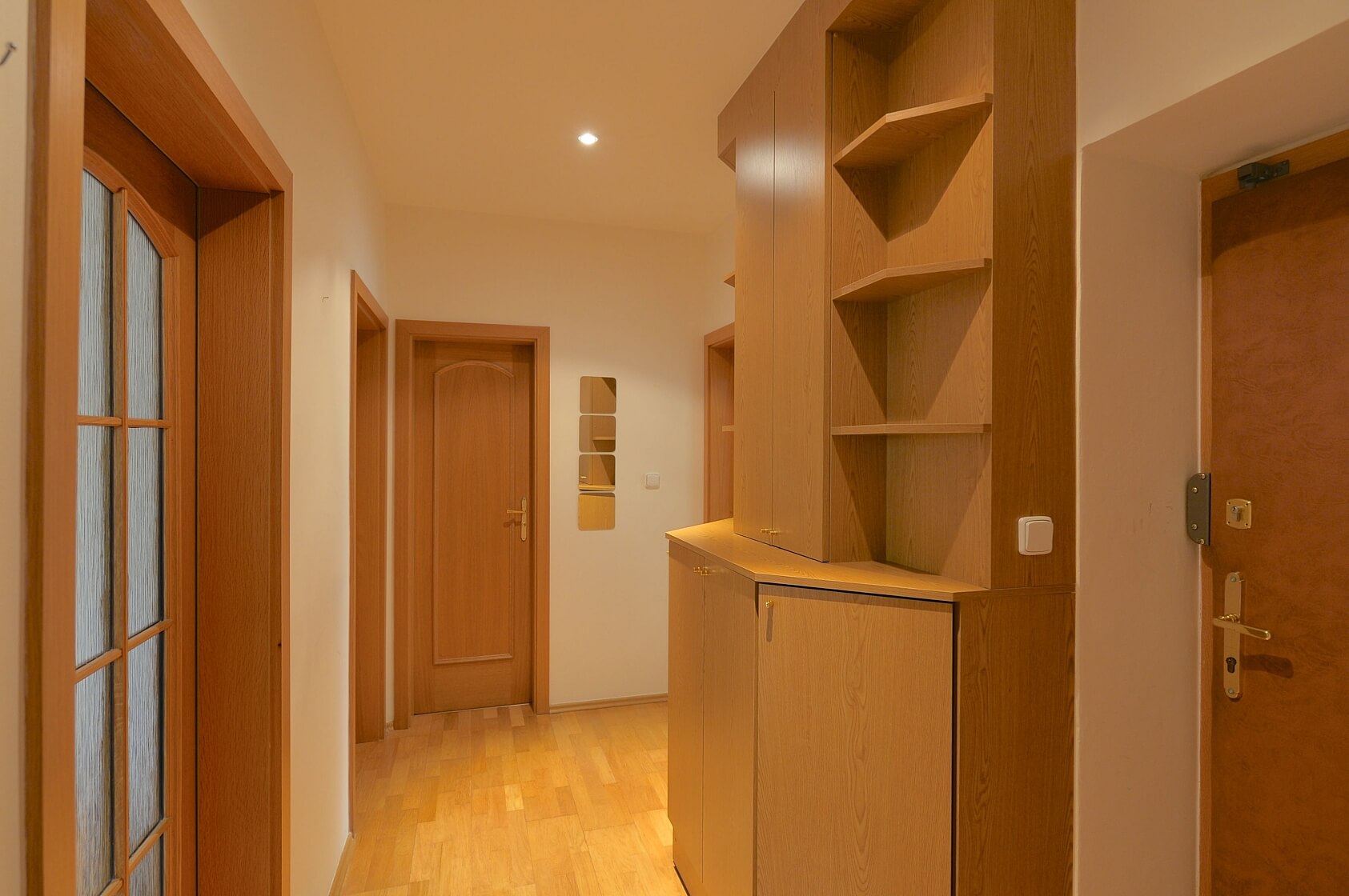 Holandská, Vršovice - Prague 10 | Rent, Apartment One-bedroom (2+1), 59 m²