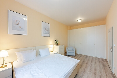 Máchova, Vinohrady - Prague 2 | Rent, Apartment Two-bedroom (3+kk), 66 m²