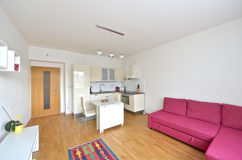 Plzeňská, Smíchov - Praha 5 | Pronájem, Byt 2+kk, 62 m²