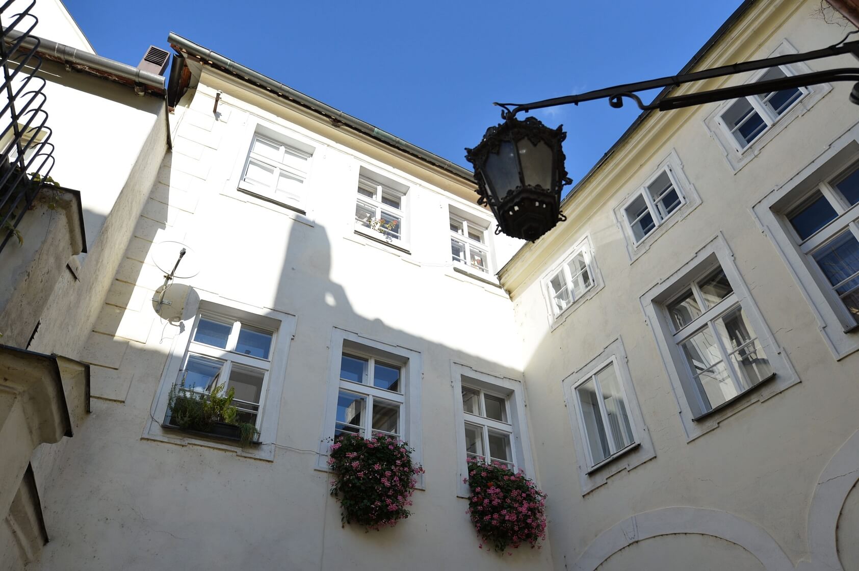 Nerudova, Malá Strana - Praha 1 | Pronájem, Byt 1+1, 48 m²