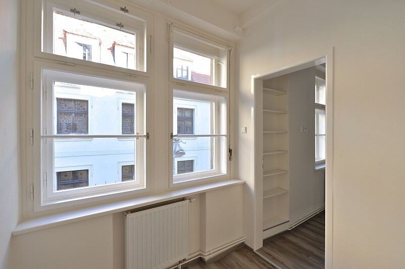 Úvoz, Malá Strana - Prague 1 | Rent, Apartment Two-bedroom (3+1), 116 m²