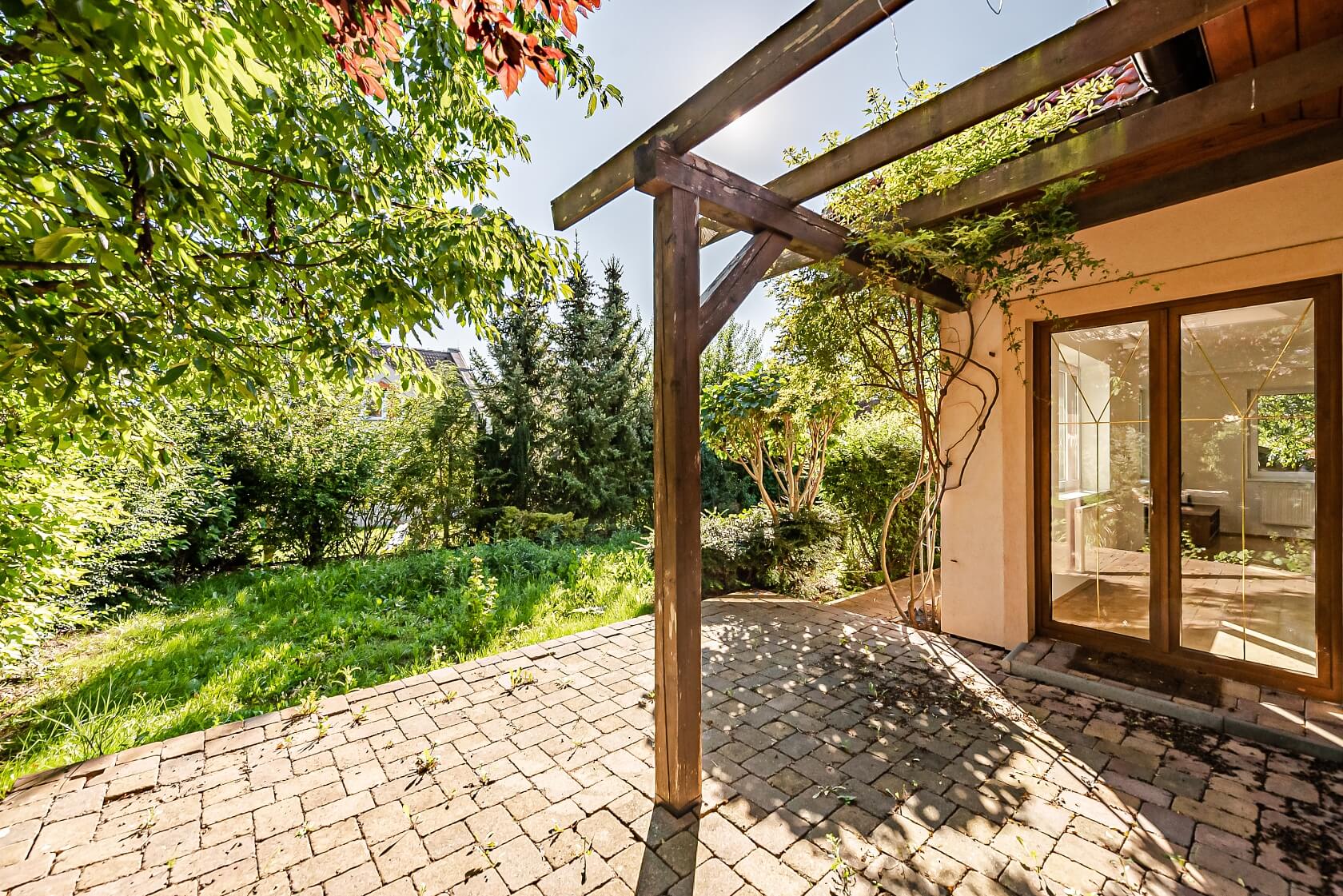 Dubová, Horoměřice - Praha-západ | Rent, House Four-bedroom (5+kk), 280 m²