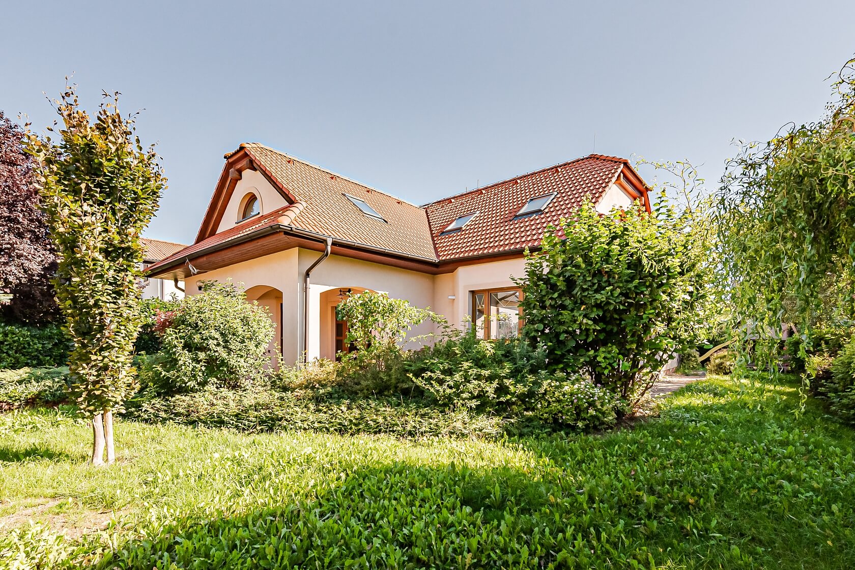 Dubová, Horoměřice - Praha-západ | Rent, House Four-bedroom (5+kk), 280 m²