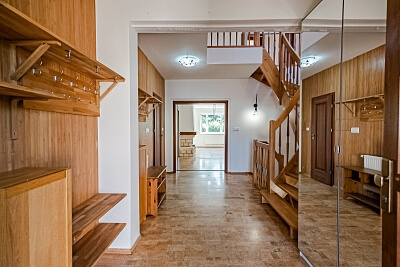 Dubová, Horoměřice - Praha-západ | Rent, House Four-bedroom (5+kk), 280 m²