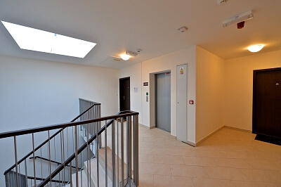 V Háji, Holešovice - Prague 7 | Rent, Apartment One-bedroom (2+kk), 71 m²