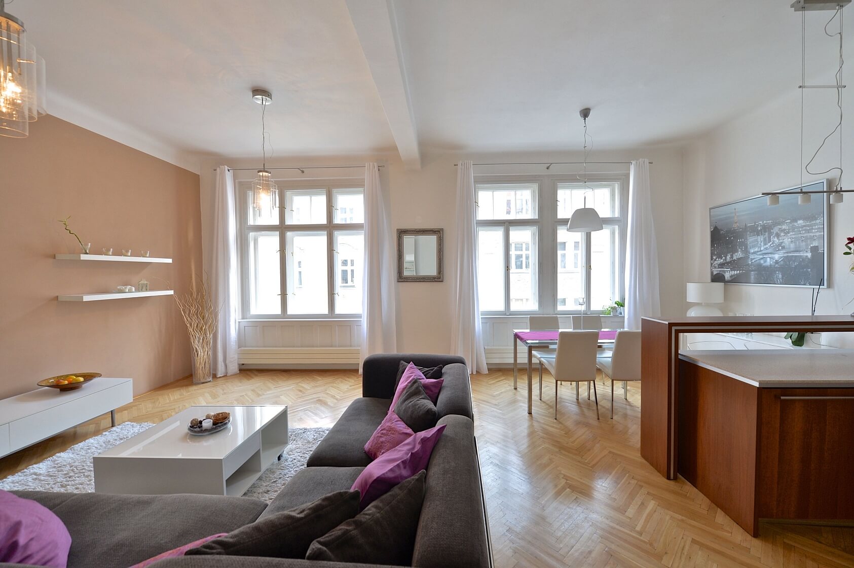 Chvalova, Žižkov - Prague 3 | Rent, Apartment One-bedroom (2+kk), 76 m²
