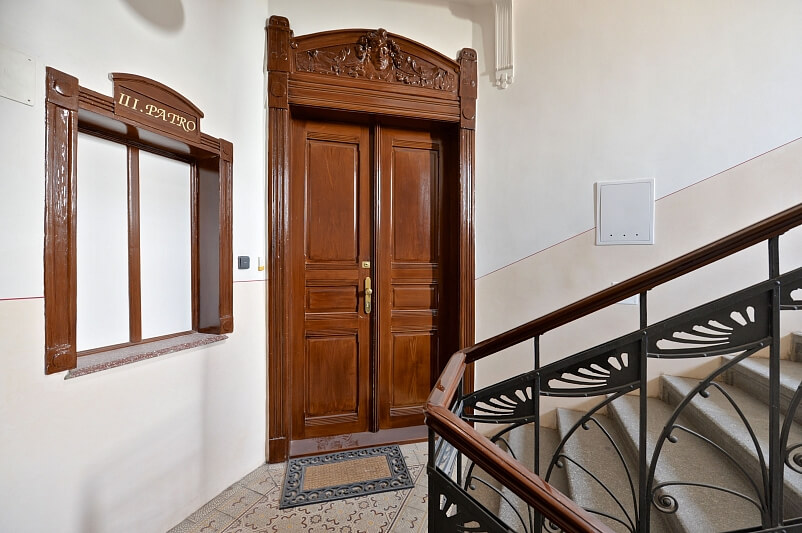 Chvalova, Žižkov - Prague 3 | Rent, Apartment One-bedroom (2+kk), 76 m²